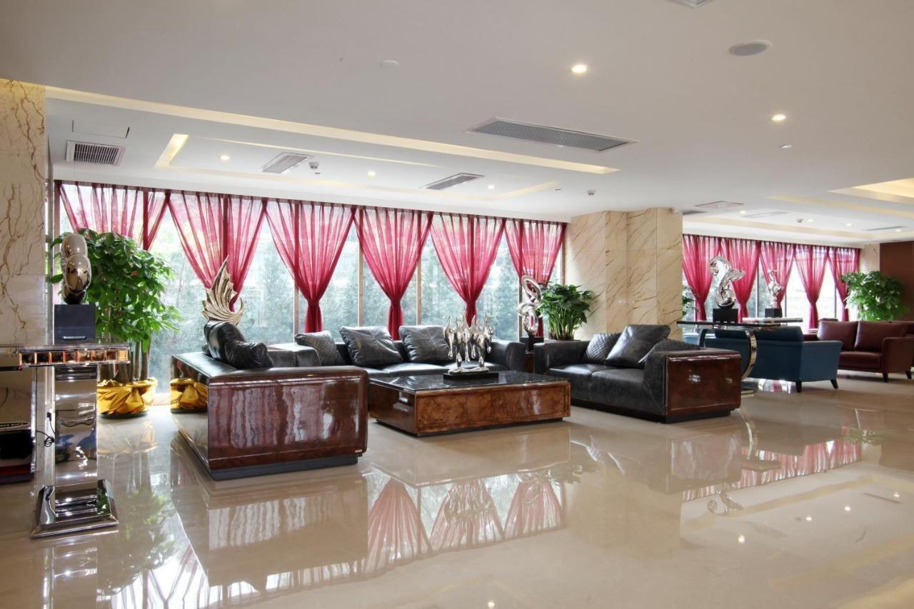 Guangzhou Jin Wan Li Business Hotel Buitenkant foto
