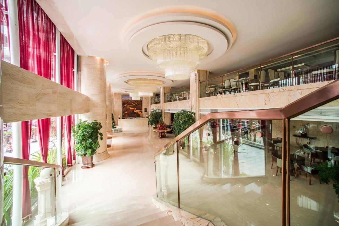 Guangzhou Jin Wan Li Business Hotel Buitenkant foto