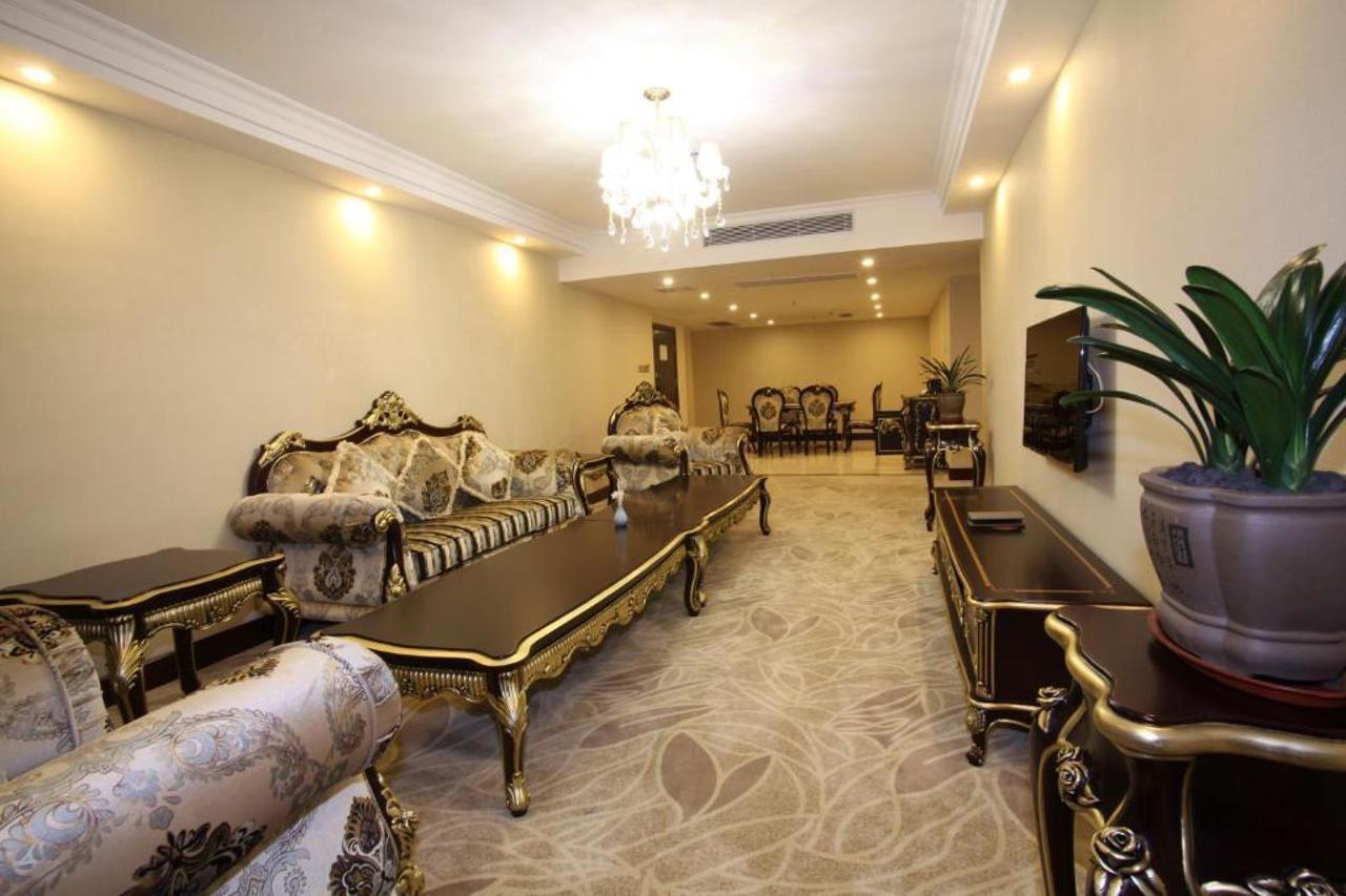 Guangzhou Jin Wan Li Business Hotel Buitenkant foto
